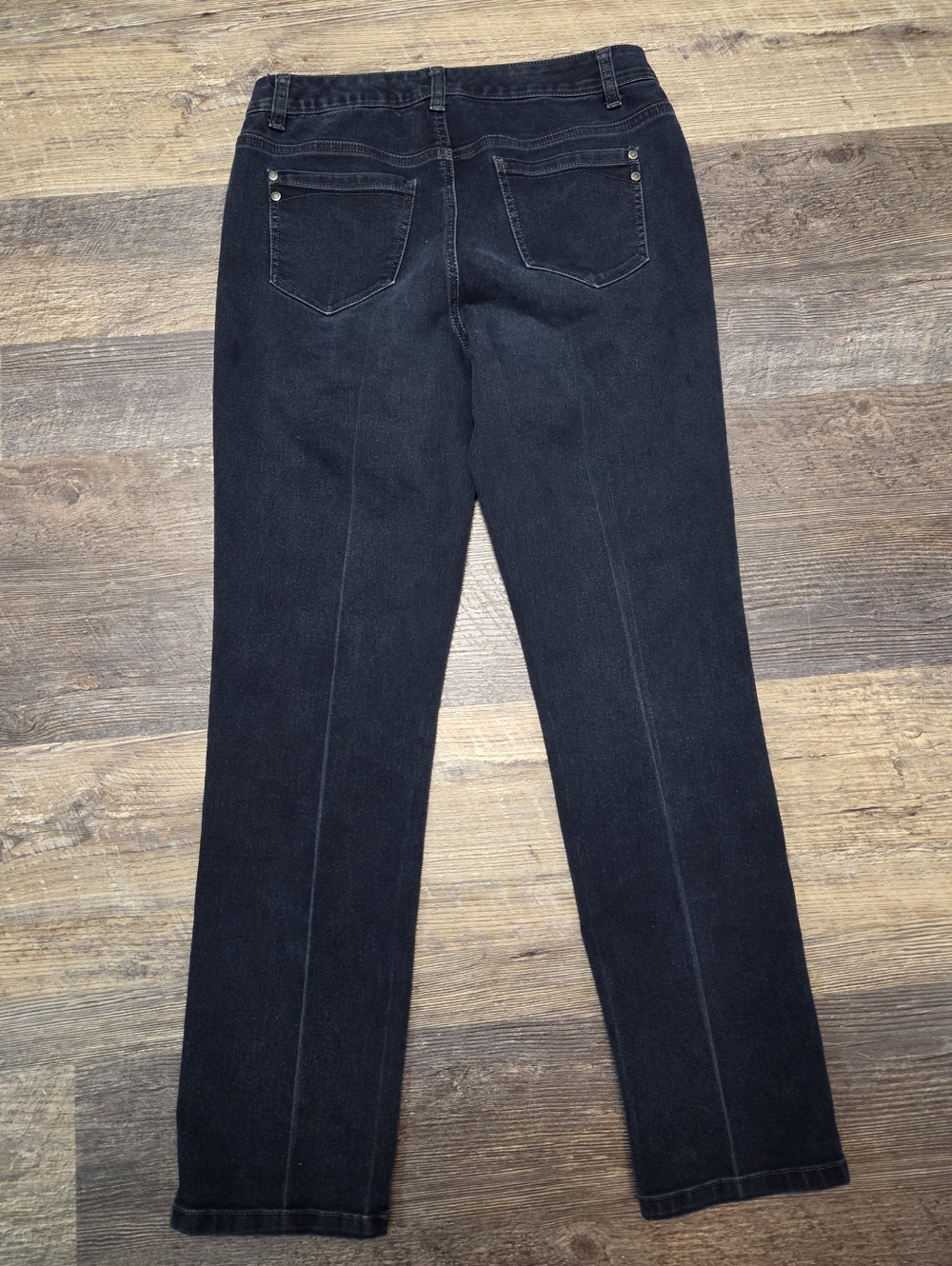 Bandolino Amy Straight Leg Jeans - Picture 7 of 13